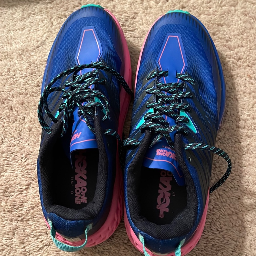HOKA RUNNING SHOES